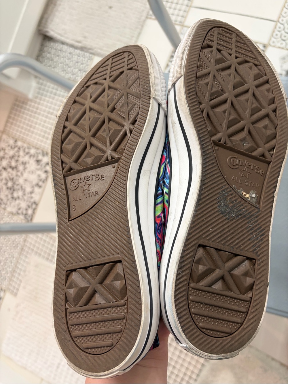 Converse Low Top Sneakers - Multicolor Swirl (Black Laces) men’s 8/ women’s 10 - Picture 2 of 3